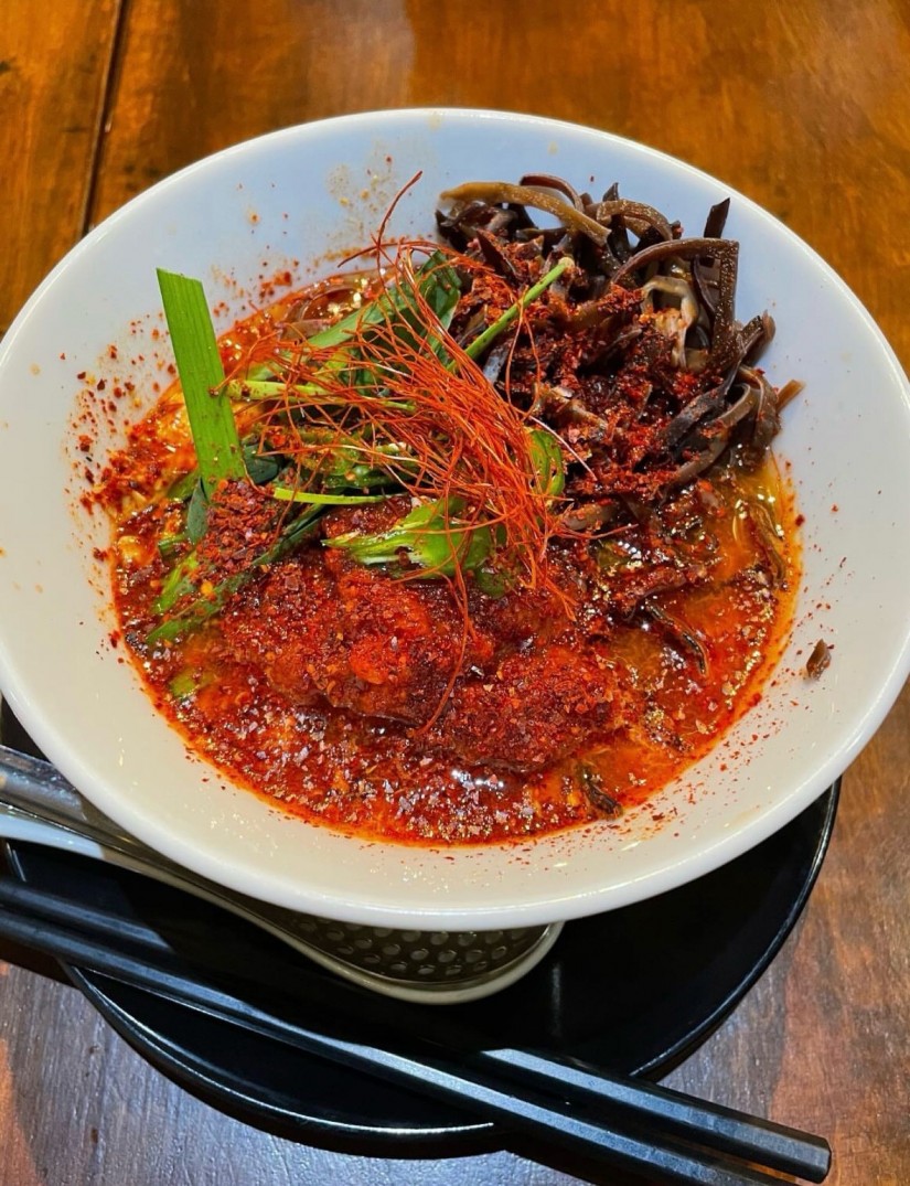 満丸トマト辛麺 極辛