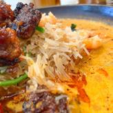 シーフードヌードルカレー ５辛＋ブタナンコツ