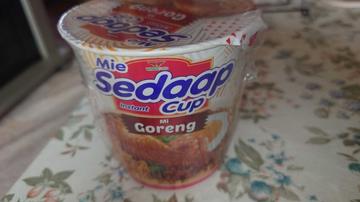 MIE SEDAAP ミーゴレン ピリ辛焼きソバ