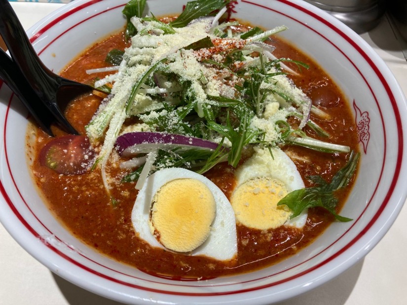 トマ豚 辛さ8倍 デフォルトで5辛