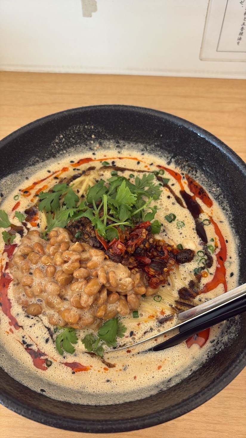 全部のせ濃厚担々麺