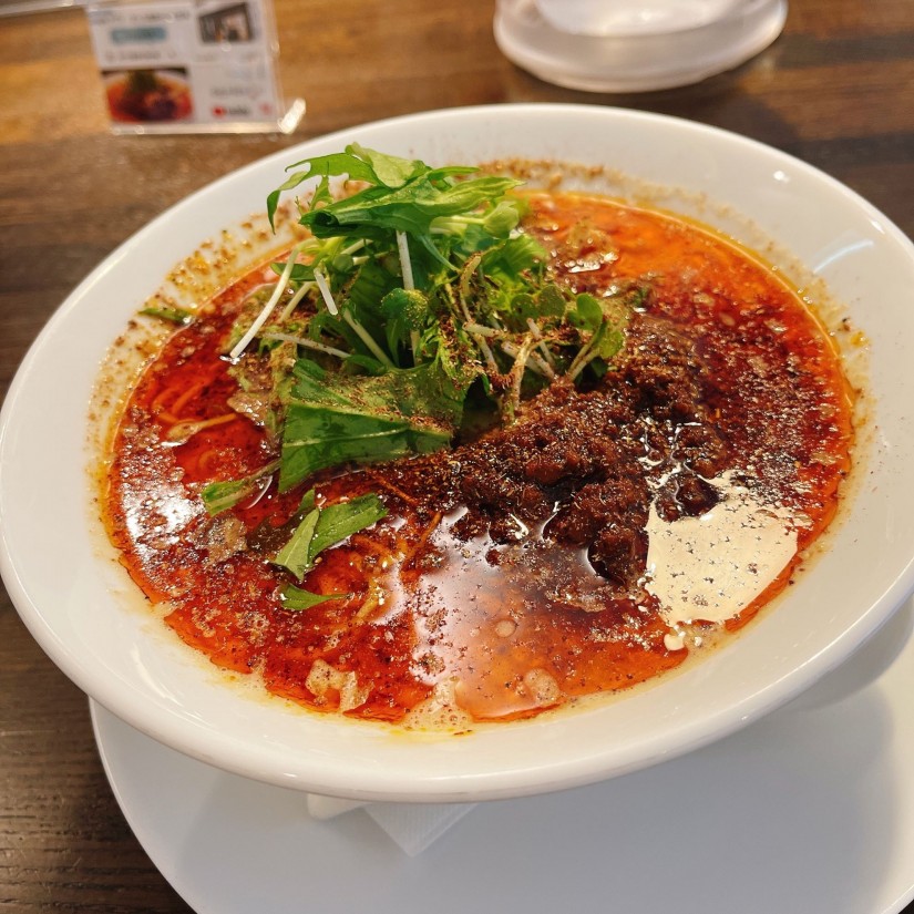 白胡麻担担麺 辛6痺6