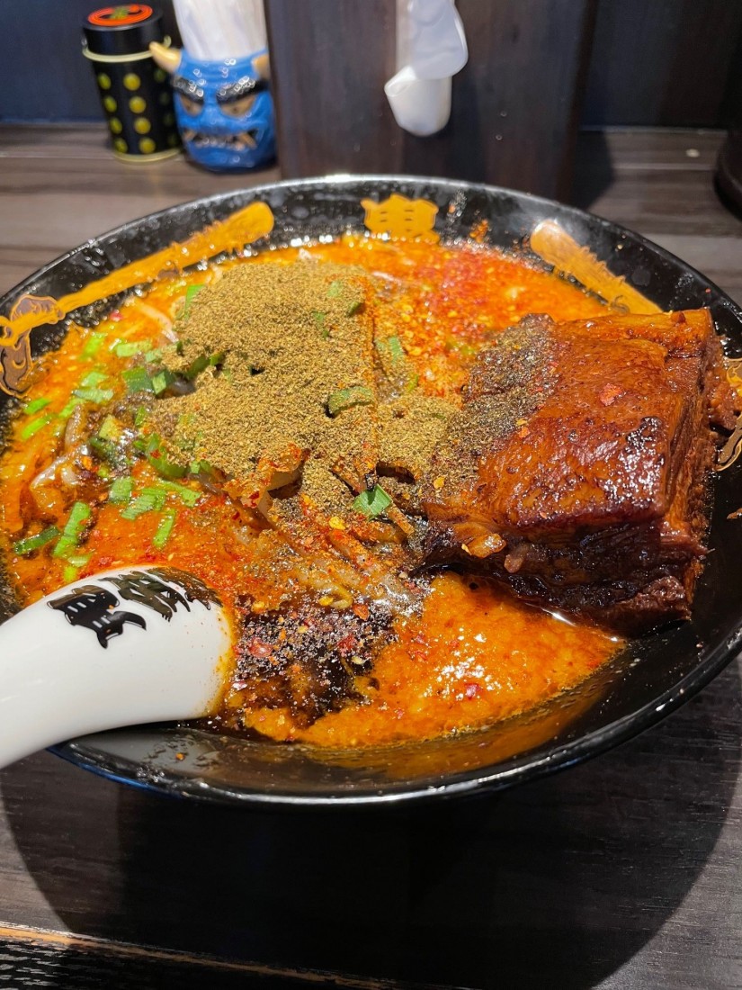 肉増しカラシビ味噌ラーメン  辛さ鬼増し・痺れ鬼増し