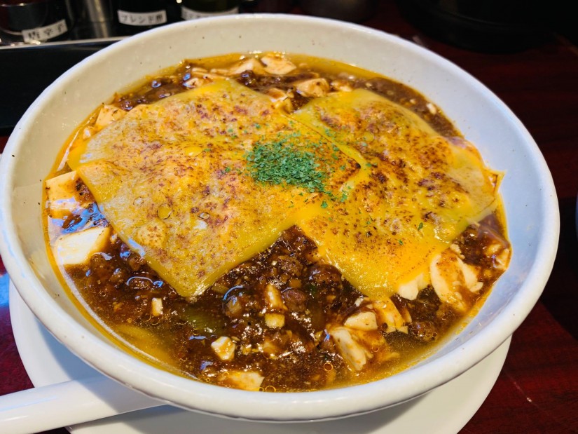 焼チーズ麻婆麺 普通（２辛）