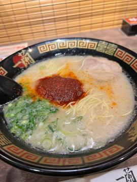 天然とんこつラーメン10辛