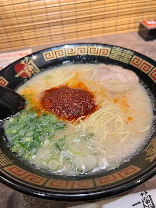 天然とんこつラーメン10辛