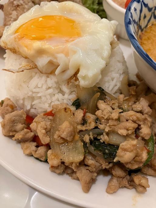 鶏のガパオ 3辛