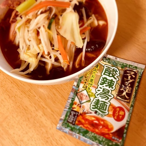 スープの達人 酸辣湯麺スープ