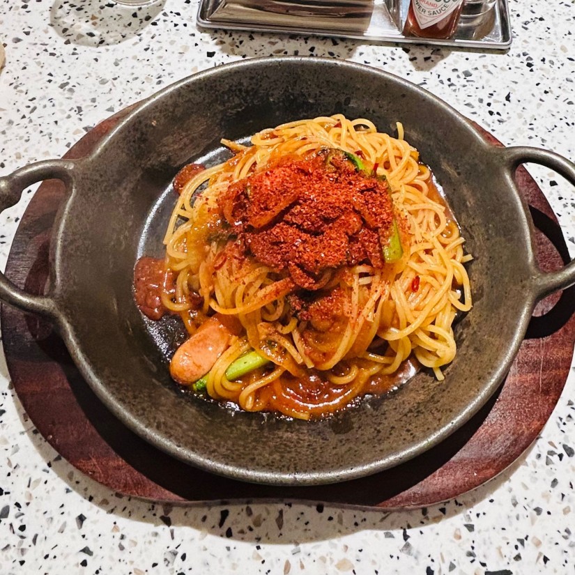 旨辛ナポリタン