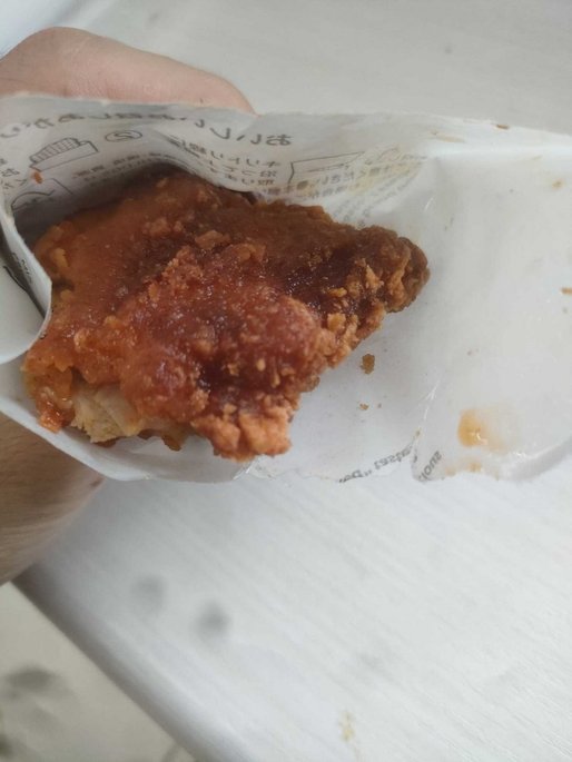 ななチキレッド