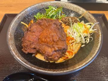 大鶏排汁なし担々麺 朝天辣椒 激辛
