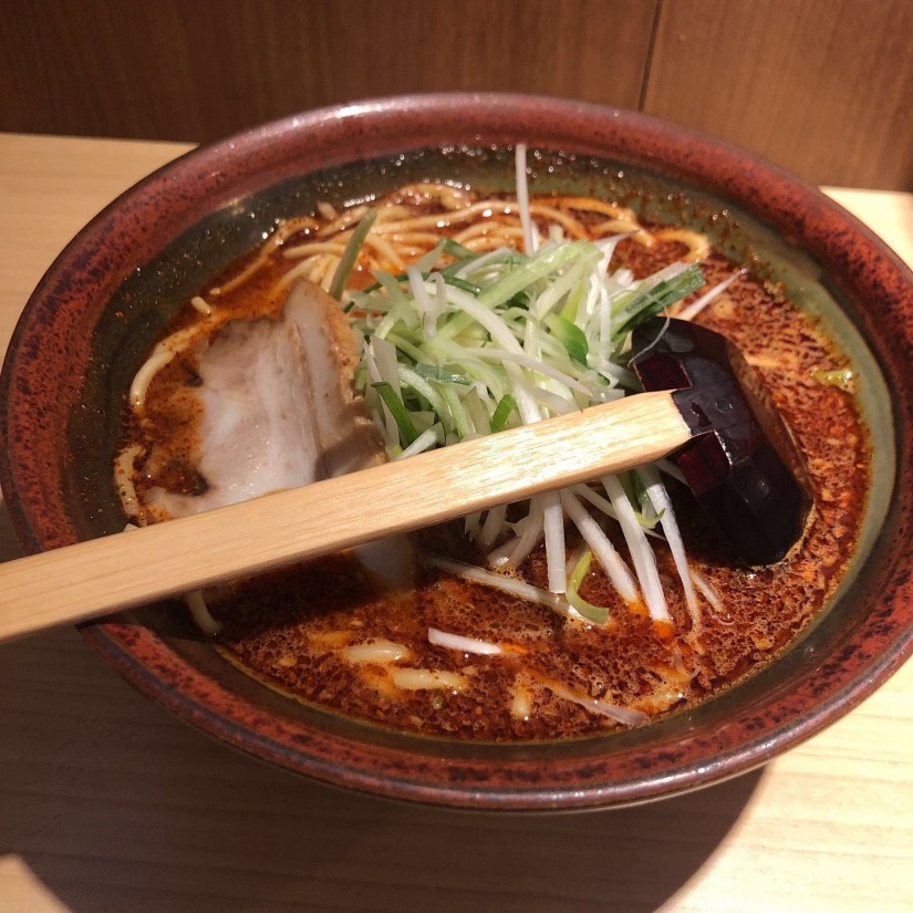 ボンバーみそラーメン大盛 ボンバー