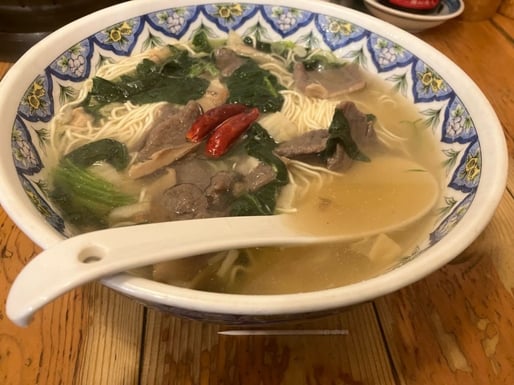 牛肉のあっさり激辛ラーメン(5倍) 6