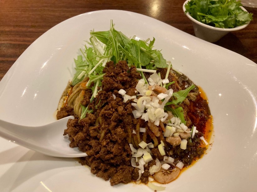 黒ゴマ汁なし坦々麺 激辛