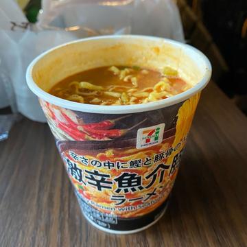７プレミアム　激辛魚介豚骨ラーメン