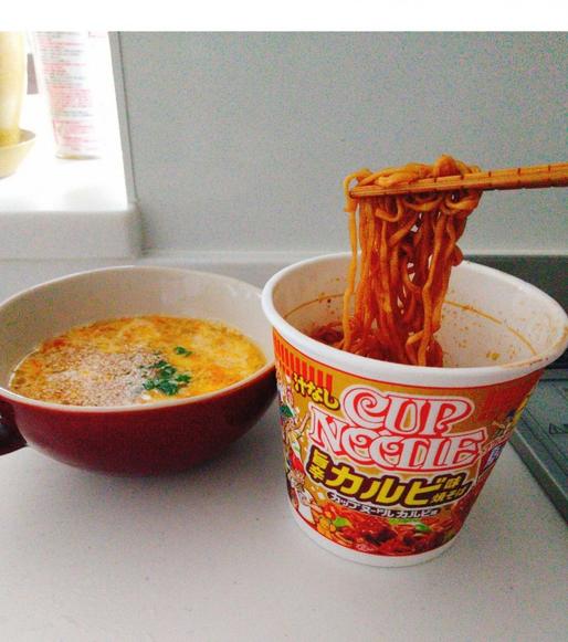 カップヌードル 旨辛カルビ味焼きそば