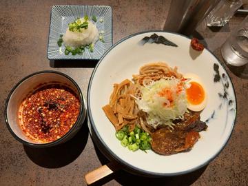 辛紅つけ麺8丁目