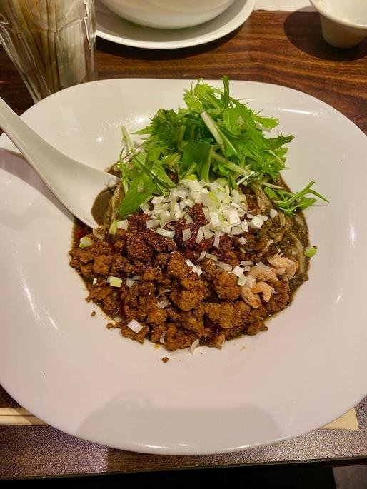 汁なし黒担々麺 普通