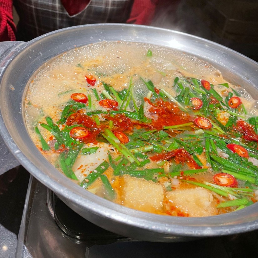 旨辛みそ味もつ煮 3辛