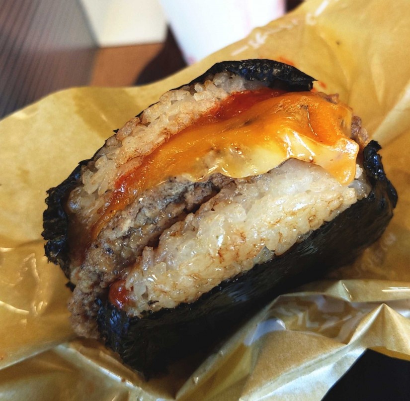 辛絶品チーズごはんバーガー