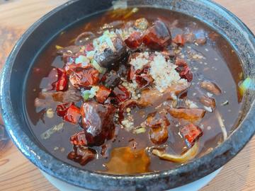 牛肉薄切りの四川風トロトロ煮込み(水煮牛肉)