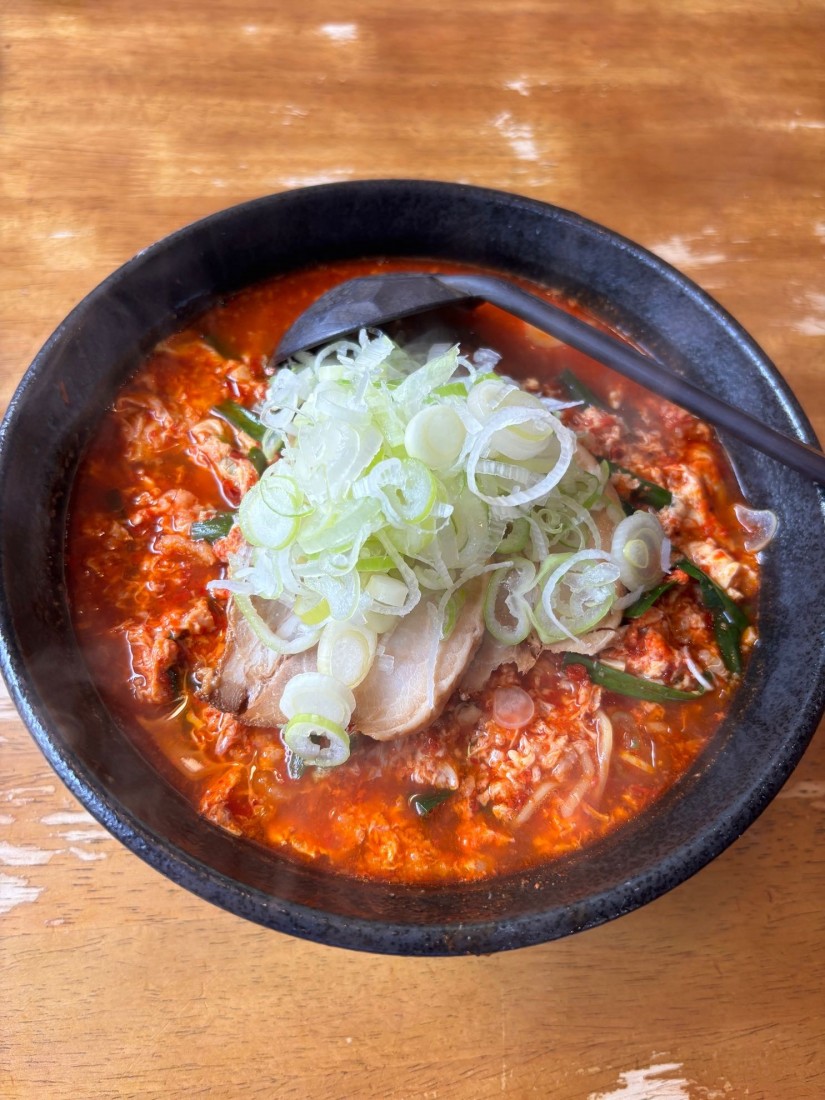 にんにく旨辛卵とじらーめん 大辛