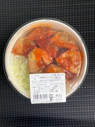 ピリ辛ガーリックソースの揚げ餃子丼 ピリ辛