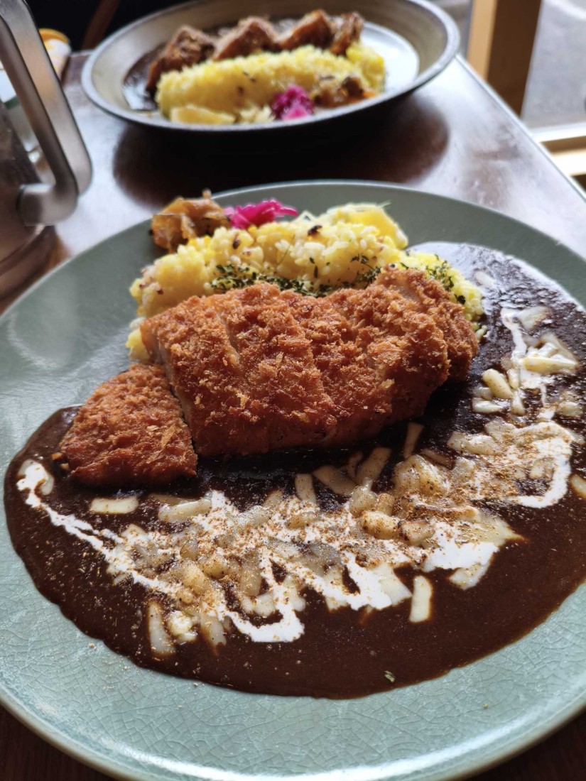 三元豚ロースカツカレー 超激辛