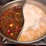 正宗四川ニ色火鍋