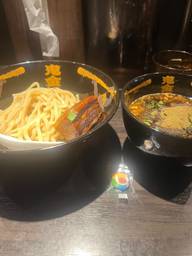 カラシビ味噌つけ麺 辛 普通、痺 鬼増
