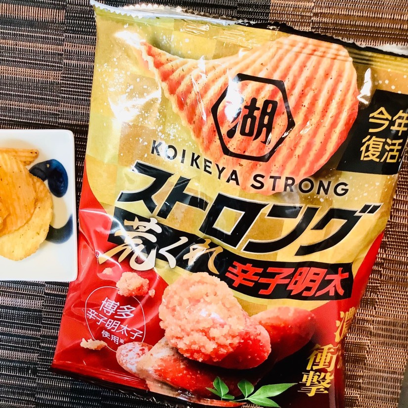 湖池屋STRONG ポテトチップス  荒くれ辛子明太