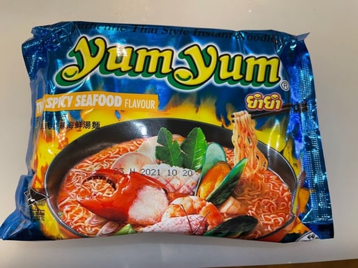 ヤムヤム スパイシーシーフードヌードル