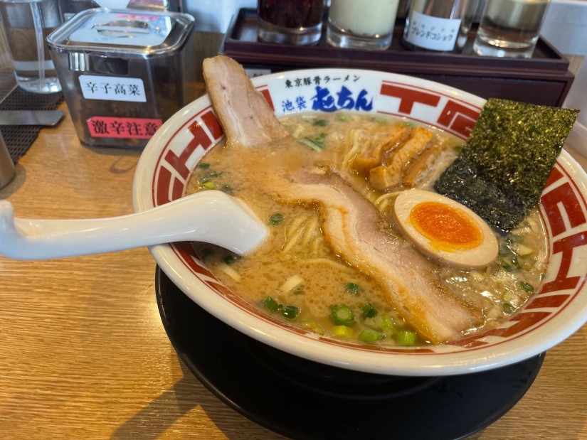 東京豚骨ラーメン