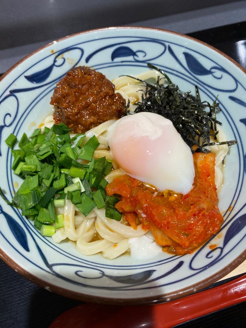 甘辛肉味噌まぜうどん