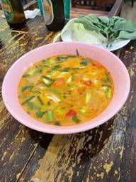 Tom yum seafood なし