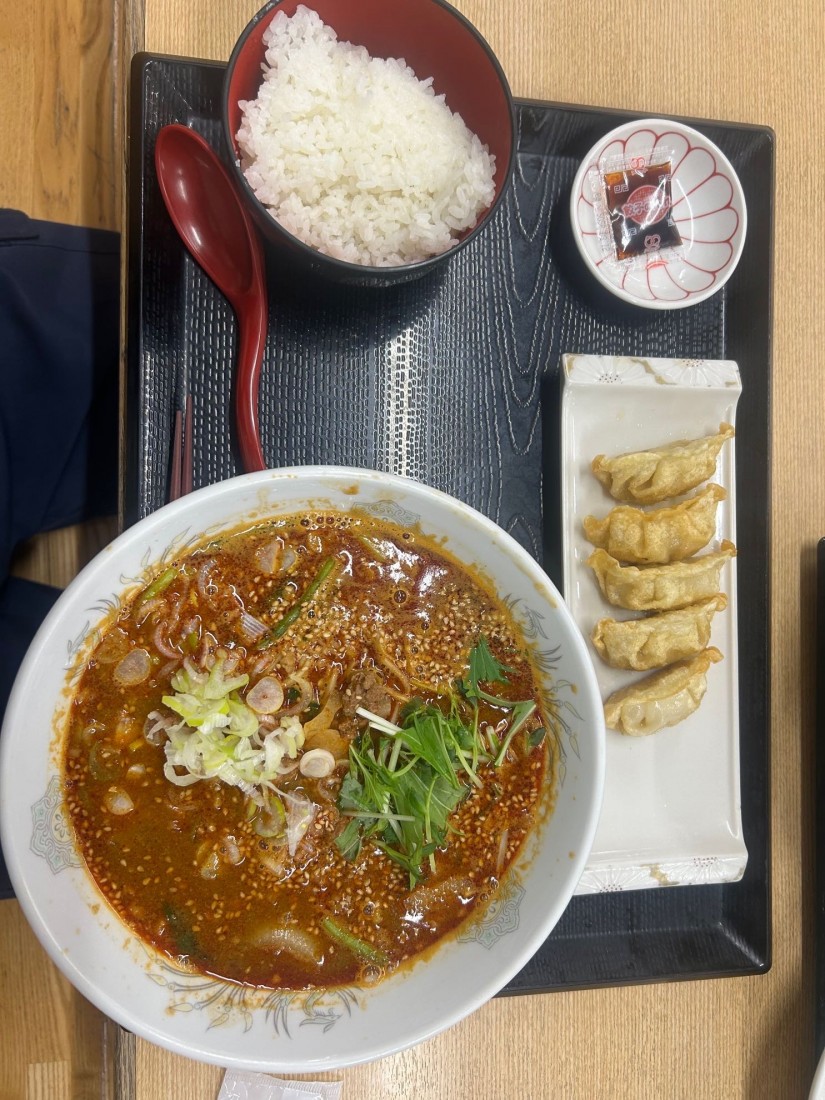 遠州ラーメンセット担々麺(カレーご飯食べ放題付)