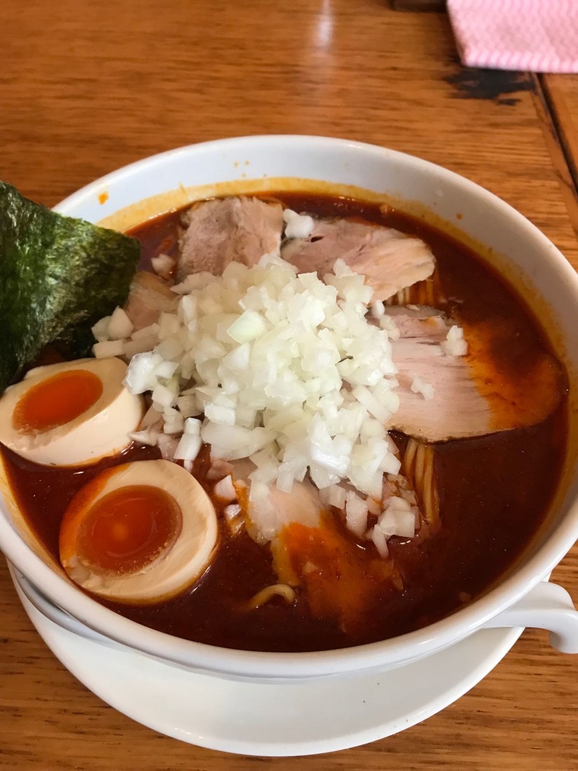 赤過ぎる○特煮干しそば〈唐紅〜からくれない〜〉（大）