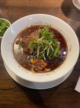 冷やし黒胡麻担々麺 辛さ4 痺れ5