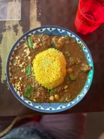 肉カリー(明太子のキーマカリー)+豆カリー(なす、オクラ) 2パン