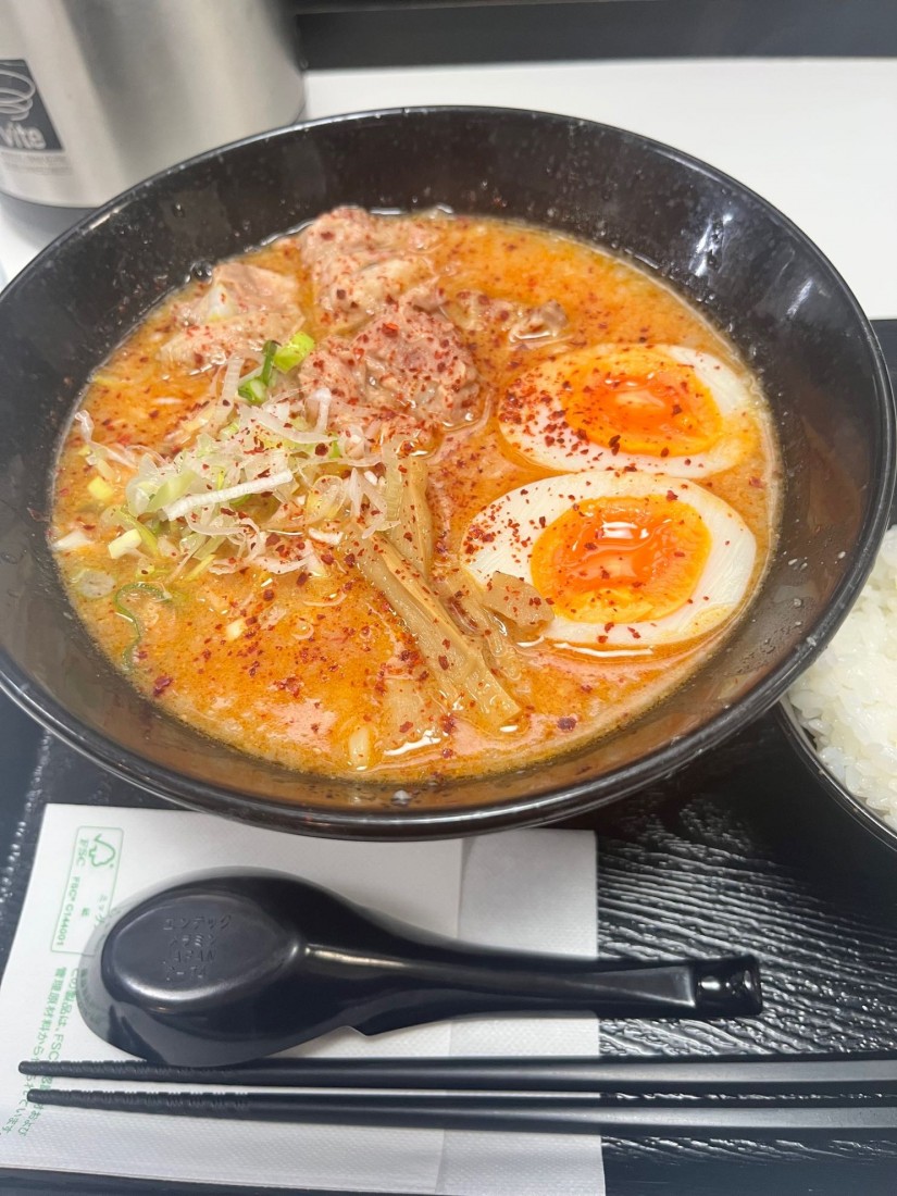 とろ肉辛味噌ラーメン 大辛