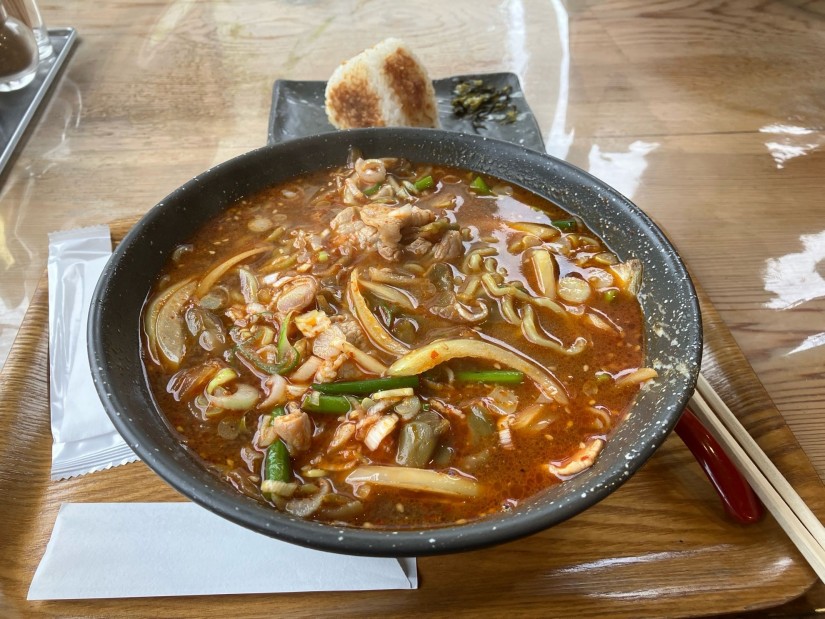 からいラーメン