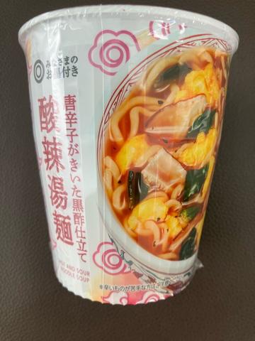 みなさまのお墨付き 唐辛子がきいた黒酢仕立て 酸辣湯麺