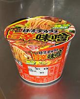 日清デカうま旨辛味噌 3辛