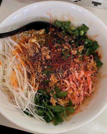 汁なし担々麺