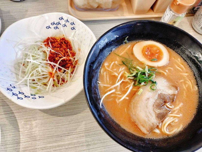 旨辛とんこつラーメン 4🌶️