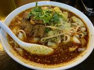 麻辣牛肉麺