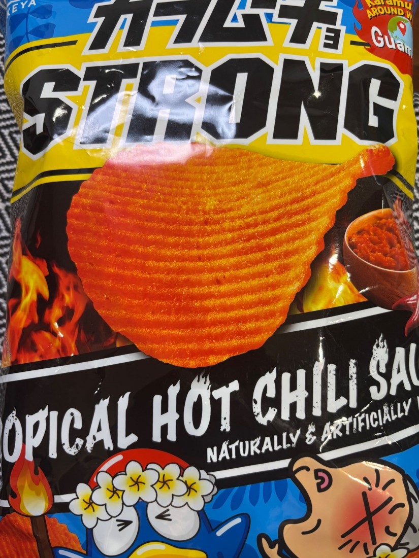 カラムーチョ STRONG TROPICAL HOT CHILI SAUCE
