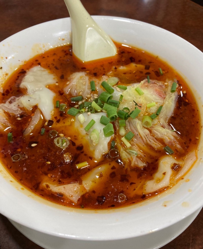 辛辛（シンシン）ワンタン