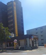 ポークカレーハーフチキン煮込みライス400g 5辛