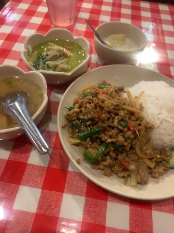 ガパオ&本日のカレーセット 辛め